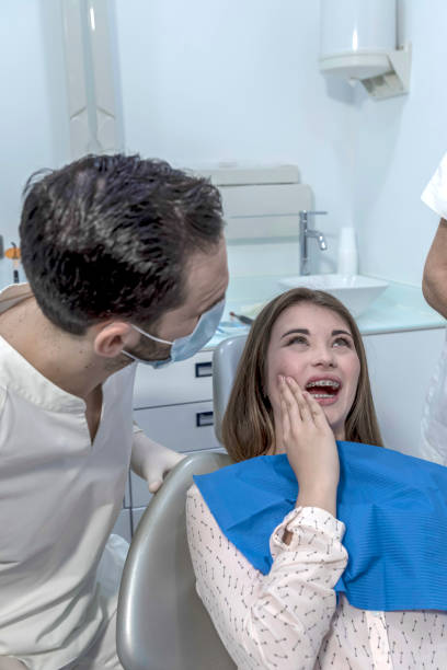Best Emergency Wisdom Tooth Extraction in Csar Chvez, TX